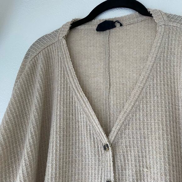 Out From Under Urban Outfitters Oversized Thermal Top Beige Size Small - Picture 3 of 6
